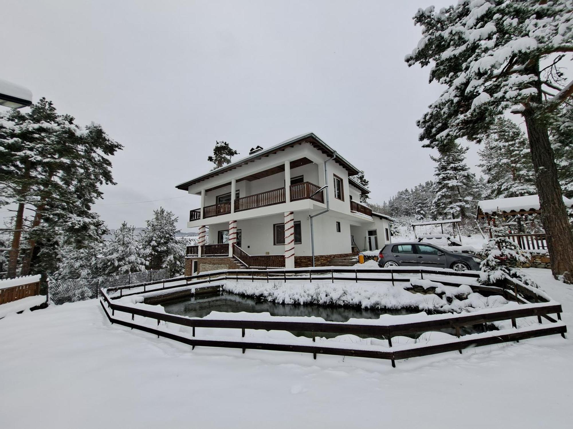 Вила Слънчев Бряг Dospat Exteriör bild